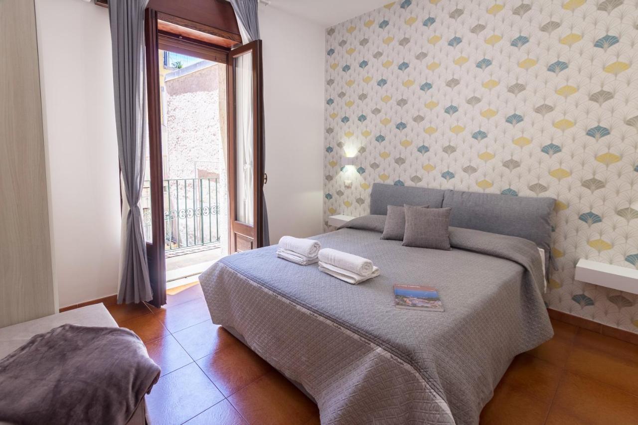 Villa Valverde Apartments E B&B Taormina Exterior foto