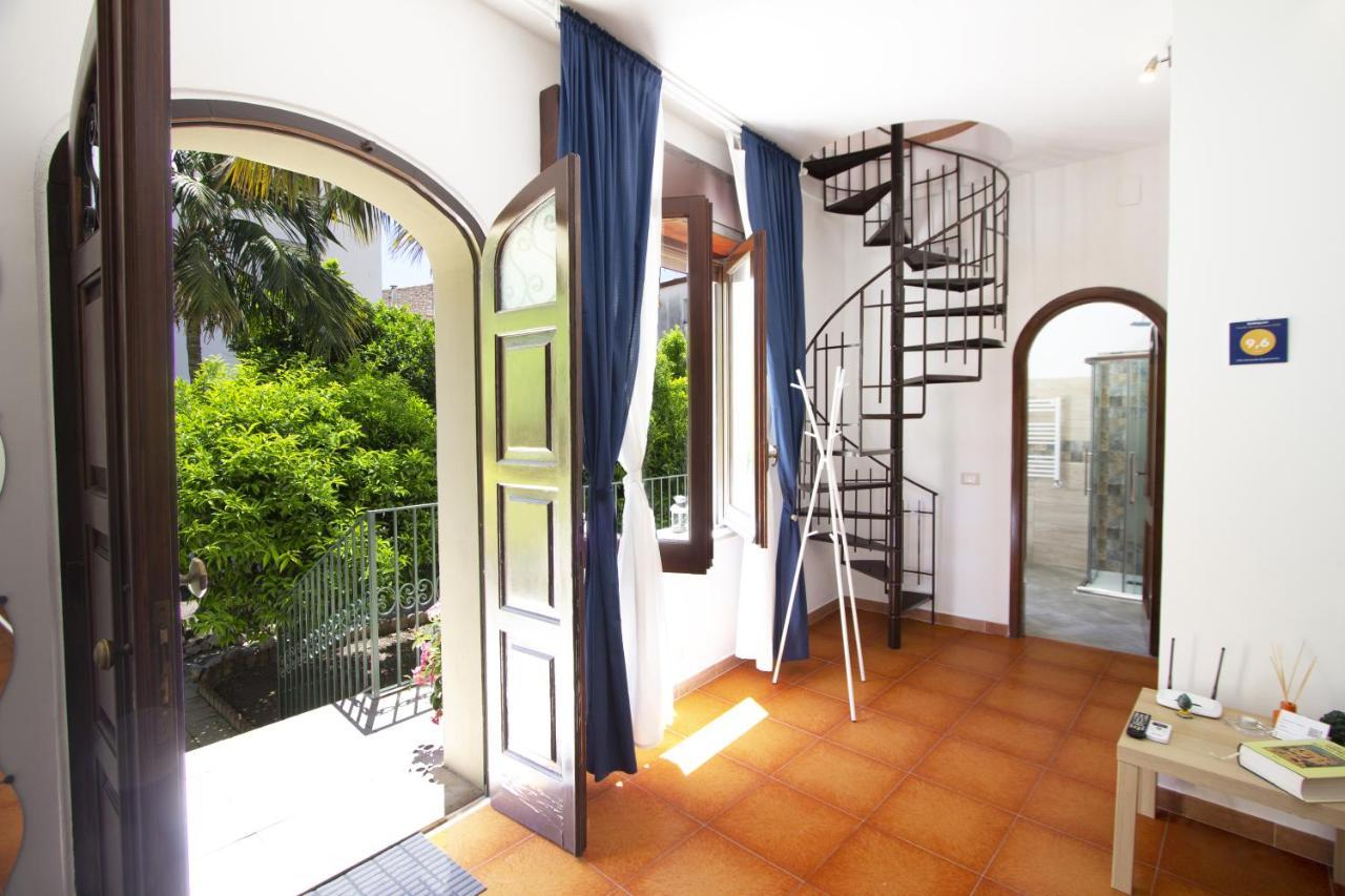 Villa Valverde Apartments E B&B Taormina Exterior foto