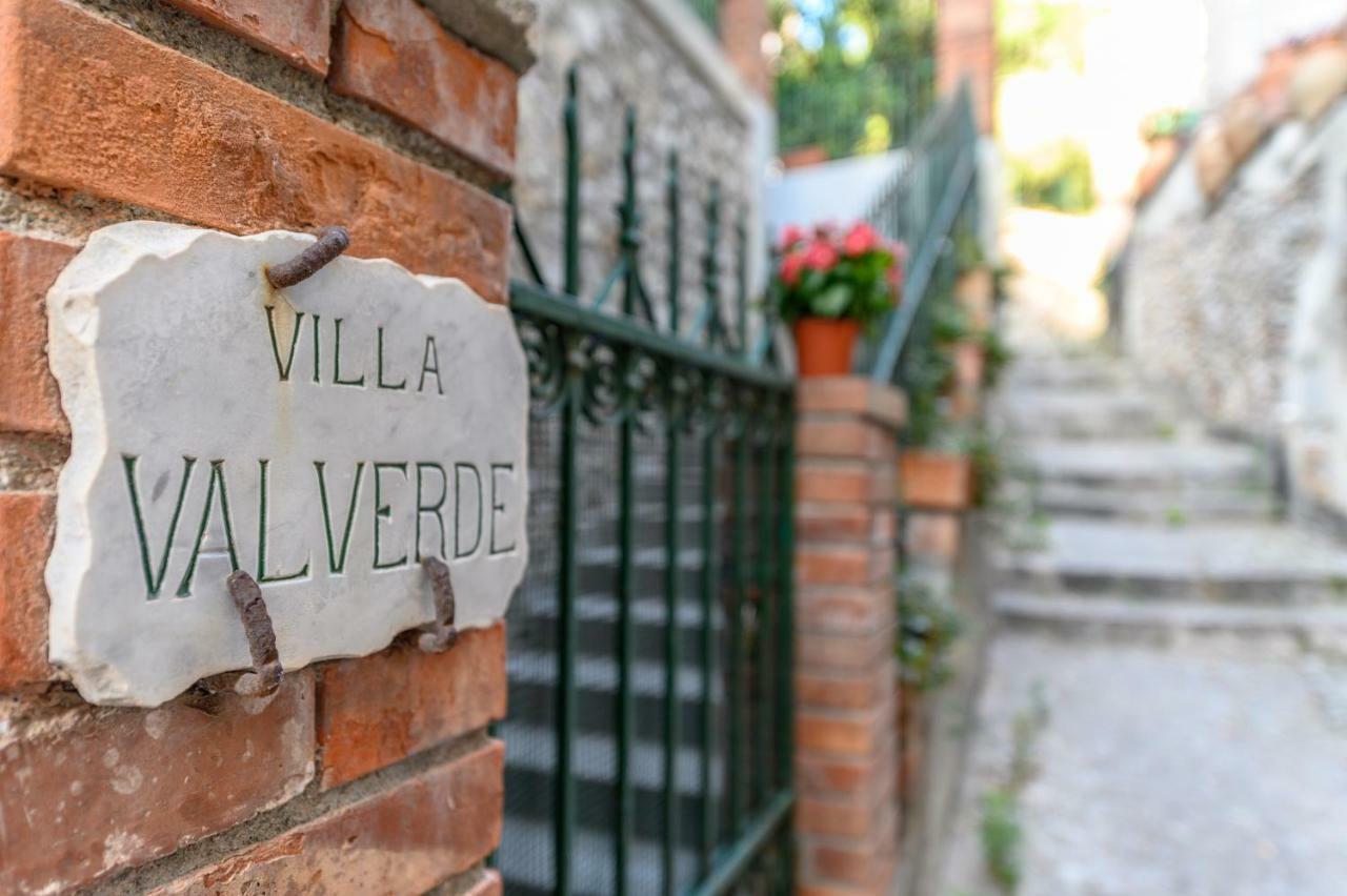 Villa Valverde Apartments E B&B Taormina Exterior foto
