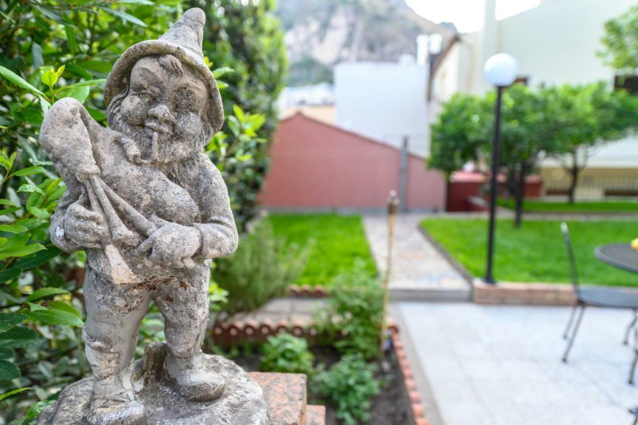 Villa Valverde Apartments E B&B Taormina Exterior foto